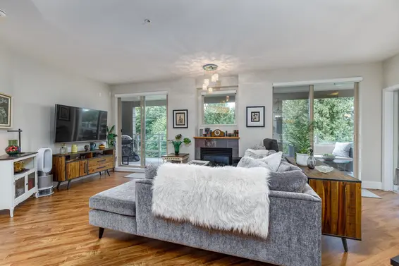 301 560 Raven Woods Drive, North Vancouver For Sale - image 4
