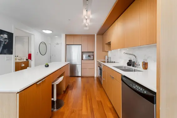 1503 158 West 13th Street, North Vancouver For Sale - image 8