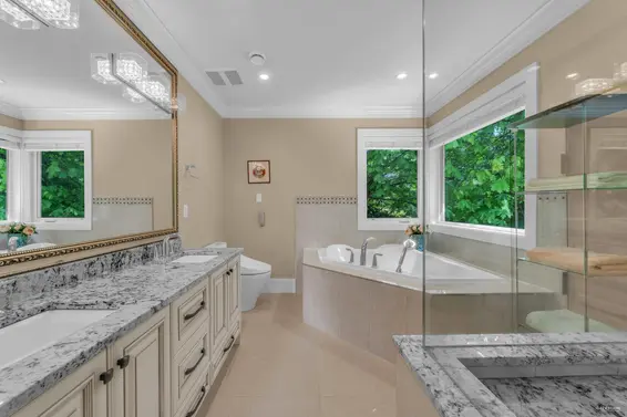 1835 Mathers Avenue, West Vancouver For Sale - image 24