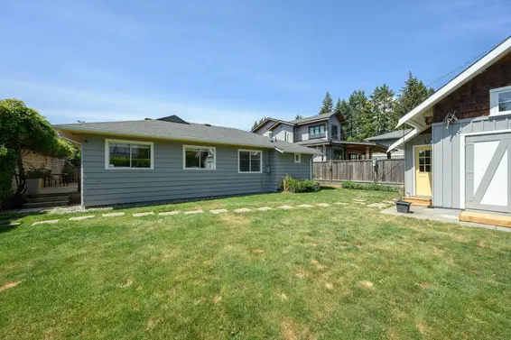 3248 Beverley Crescent, North Vancouver For Sale - image 31