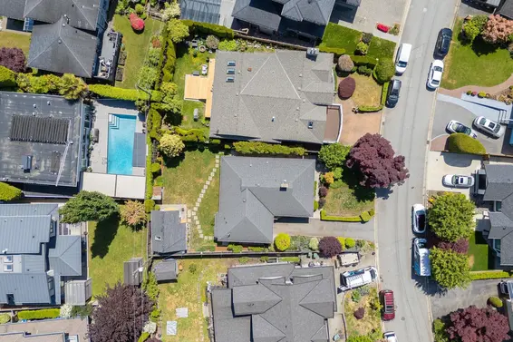3248 Beverley Crescent, North Vancouver For Sale - image 37