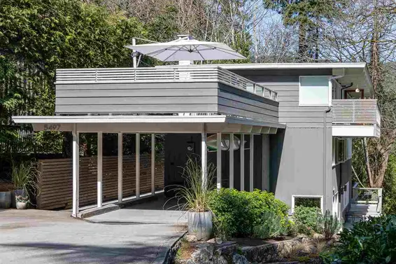 5497 Greenleaf Road, West Vancouver