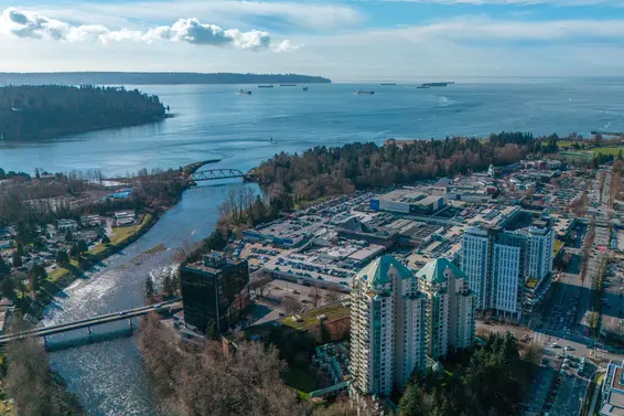 15B 338 Taylor Way, West Vancouver