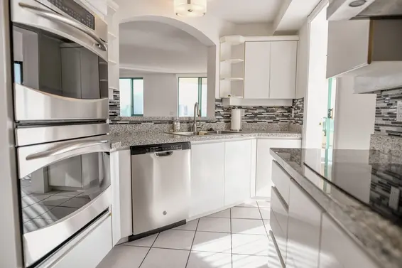 15B 338 Taylor Way, West Vancouver For Sale - image 15