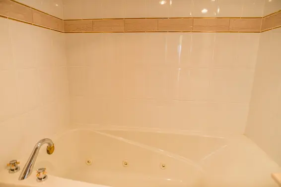 15B 338 Taylor Way, West Vancouver For Sale - image 27