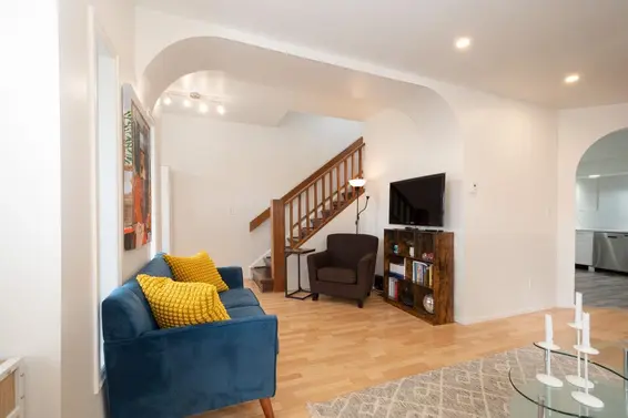 243 East 19th Street, North Vancouver For Sale - image 5