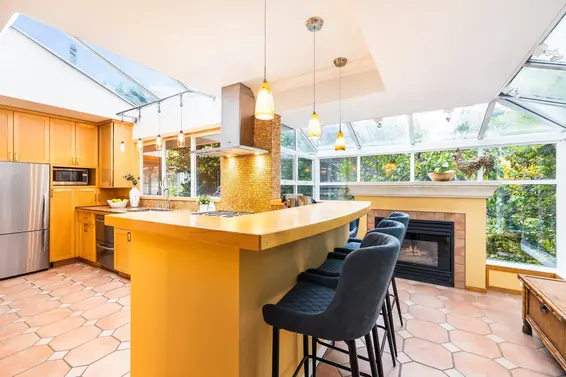 1090 West Keith Road, North Vancouver For Sale - image 11