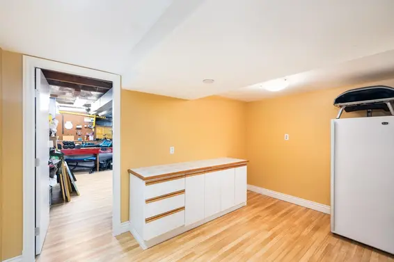 1090 West Keith Road, North Vancouver For Sale - image 24