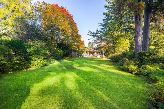 1090 West Keith Road, North Vancouver For Sale - image 29