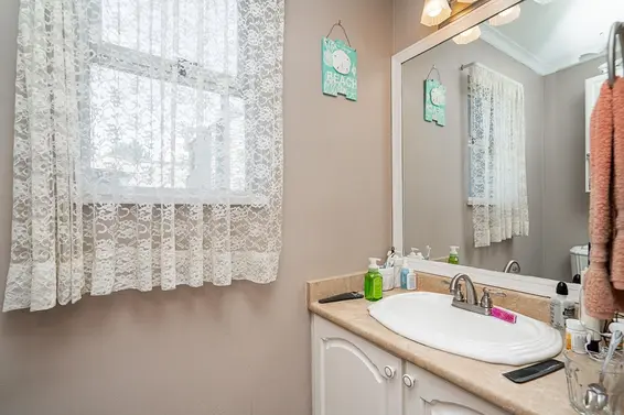 1416 Mahon Avenue, North Vancouver For Sale - image 19