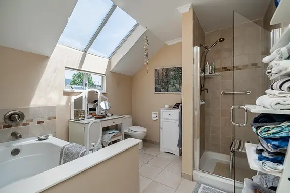 1416 Mahon Avenue, North Vancouver For Sale - image 28