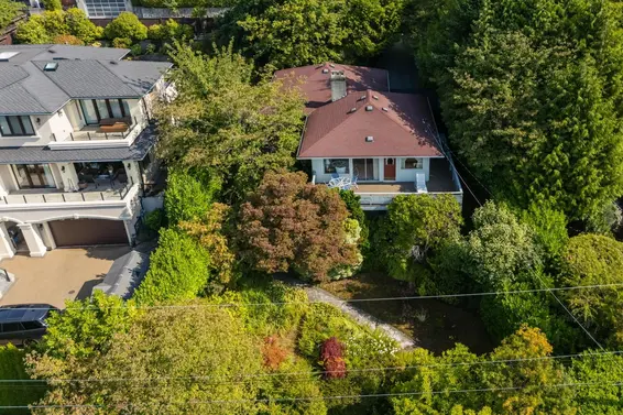 2575 Queens Avenue, West Vancouver For Sale - image 38