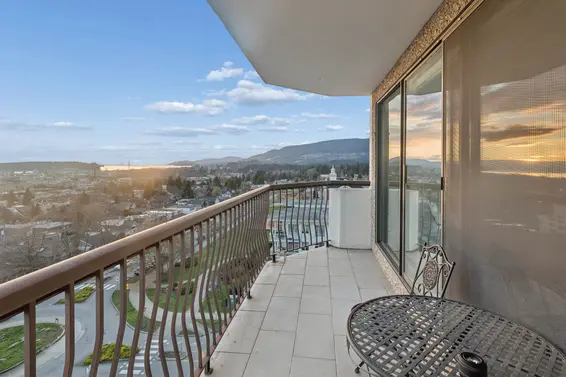 903 701 West Victoria Park, North Vancouver For Sale - image 2