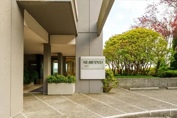 202 1930 Bellevue Avenue, West Vancouver For Sale - image 8
