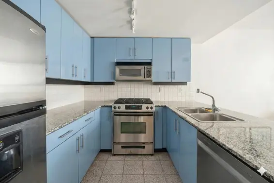 2102 188 East Esplanade Street, North Vancouver For Sale - image 3