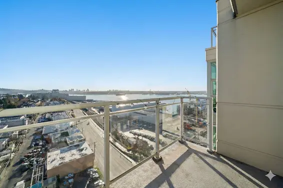 2102 188 East Esplanade Street, North Vancouver For Sale - image 4