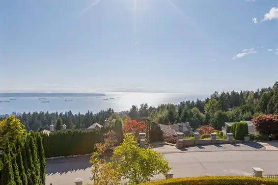 1471 Bramwell Road, West Vancouver For Sale - image 33
