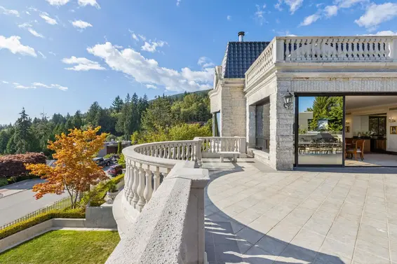 1471 Bramwell Road, West Vancouver For Sale - image 34