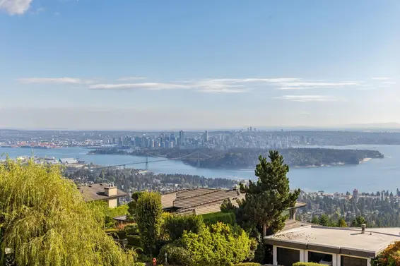 1471 Bramwell Road, West Vancouver For Sale - image 35