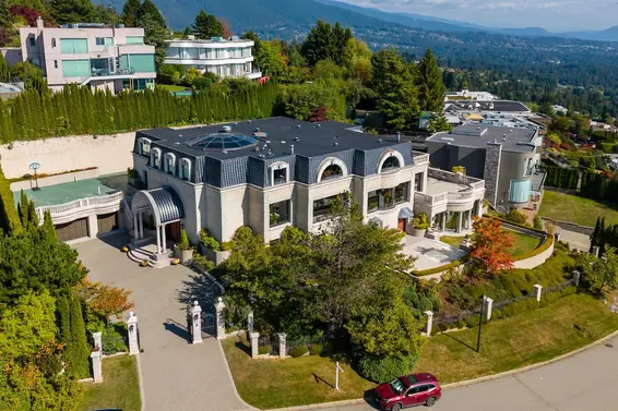 1471 Bramwell Road, West Vancouver For Sale - image 38