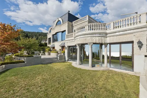 1471 Bramwell Road, West Vancouver For Sale - image 4