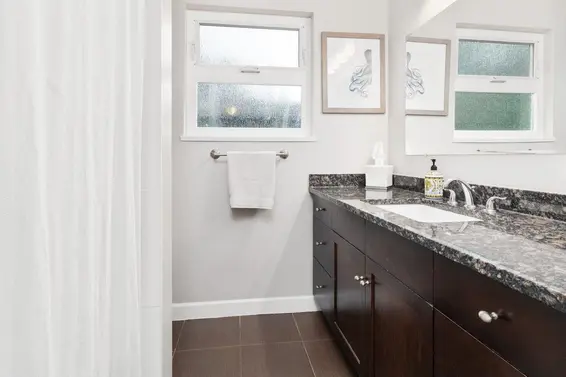 2030 Tompkins Crescent, North Vancouver For Sale - image 13