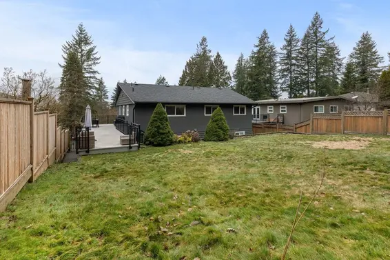 2030 Tompkins Crescent, North Vancouver For Sale - image 16