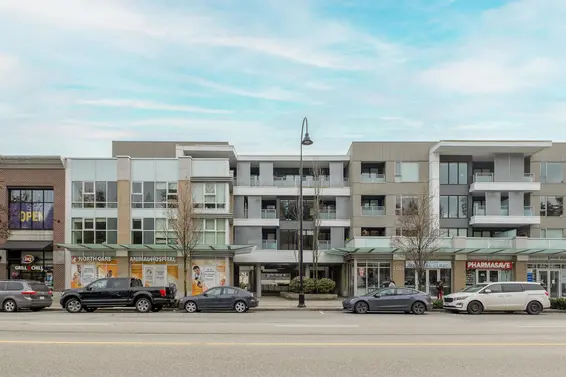 209 1061 Marine Drive, North Vancouver