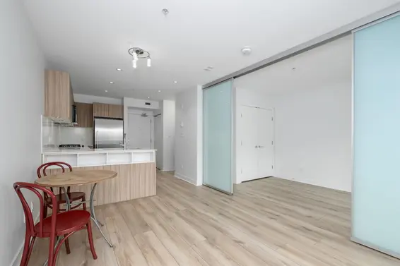 209 1061 Marine Drive, North Vancouver For Sale - image 12