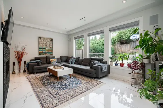 4365 Mountain Highway, North Vancouver For Sale - image 12