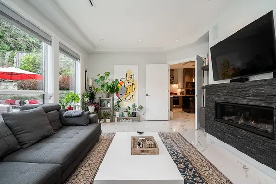 4365 Mountain Highway, North Vancouver For Sale - image 13