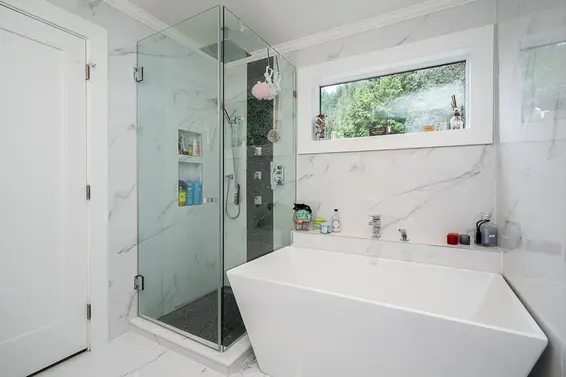 4365 Mountain Highway, North Vancouver For Sale - image 23