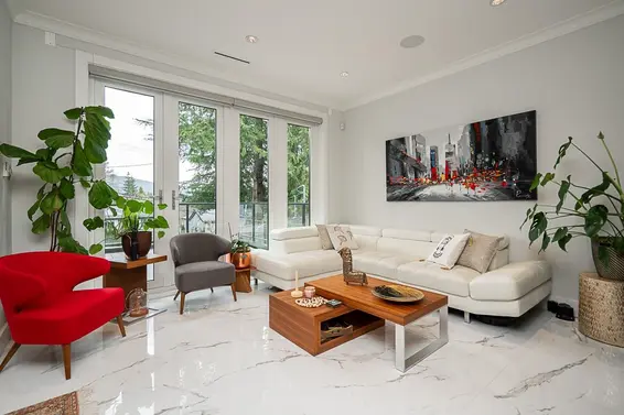 4365 Mountain Highway, North Vancouver For Sale - image 5
