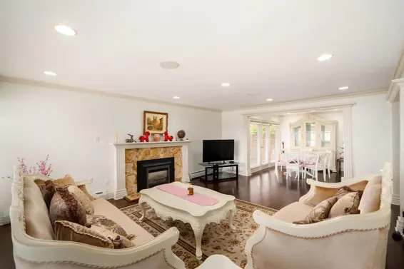 1393 Mathers Avenue, West Vancouver For Sale - image 8