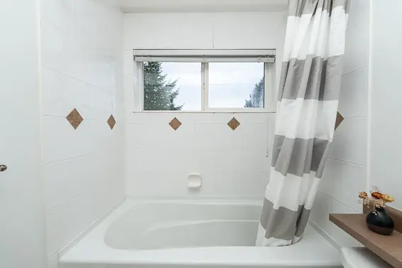 302 128 West 21st Street, North Vancouver For Sale - image 23