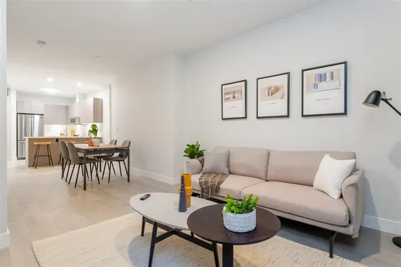 302 1633 Tatlow Avenue, North Vancouver For Sale - image 3