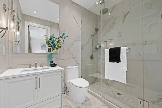 565 Robin Hood Road, West Vancouver For Sale - image 29