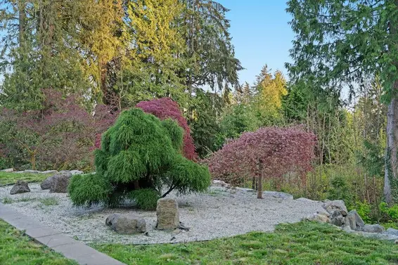 565 Robin Hood Road, West Vancouver For Sale - image 38