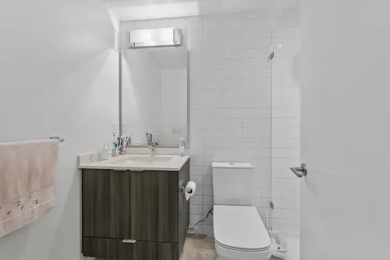 409 725 Marine Drive, North Vancouver For Sale - image 11