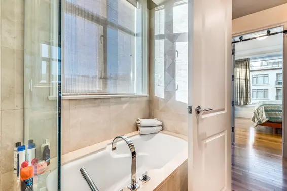 300 568 Waters Edge Crescent, West Vancouver For Sale - image 12