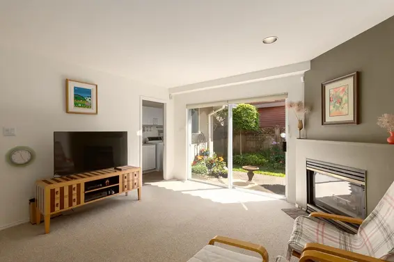 3 1716 Mahon Avenue, North Vancouver For Sale - image 12
