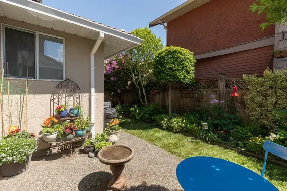 3 1716 Mahon Avenue, North Vancouver For Sale - image 16
