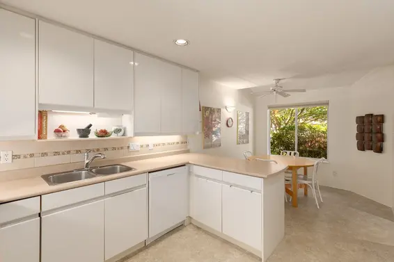 3 1716 Mahon Avenue, North Vancouver For Sale - image 19
