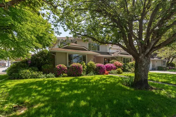 3 1716 Mahon Avenue, North Vancouver For Sale - image 2