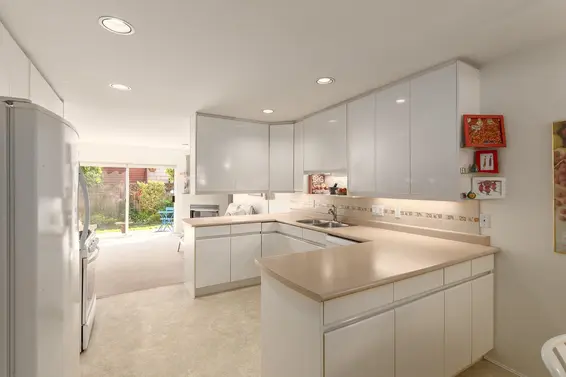 3 1716 Mahon Avenue, North Vancouver For Sale - image 20