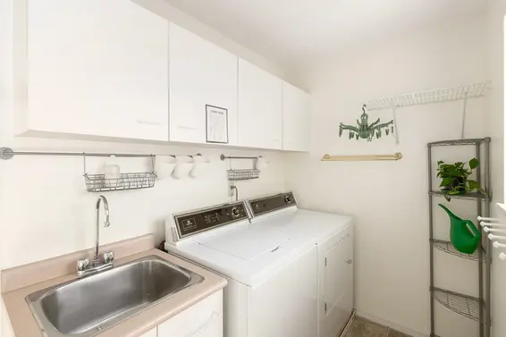 3 1716 Mahon Avenue, North Vancouver For Sale - image 32