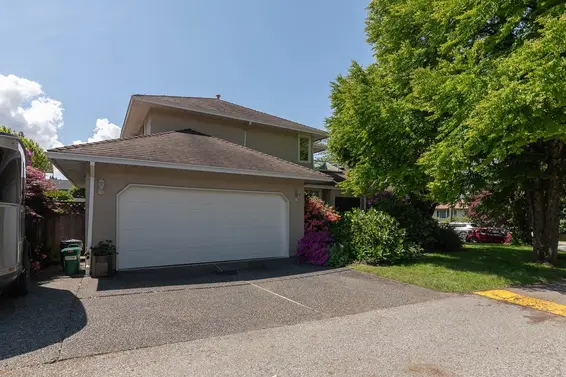 3 1716 Mahon Avenue, North Vancouver For Sale - image 35