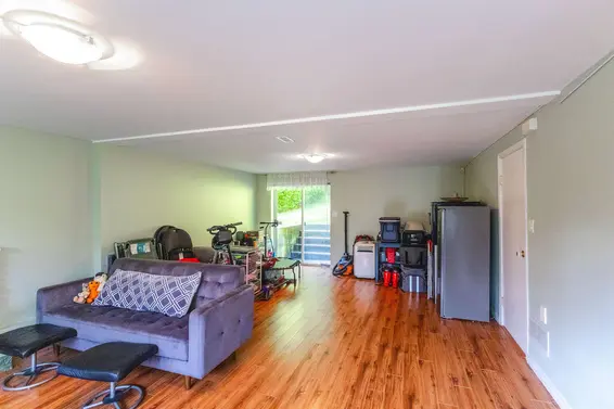 3063 Royal Avenue, North Vancouver For Sale - image 11