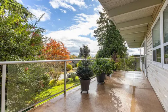 3063 Royal Avenue, North Vancouver For Sale - image 16