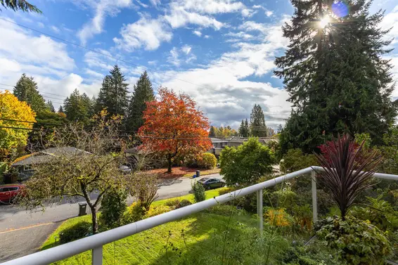 3063 Royal Avenue, North Vancouver For Sale - image 17